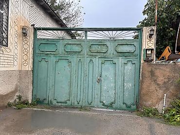 Darvaza satılır 350 aze təcili satılır ölçü eni 4 hün 3 ünvan Binə qəs