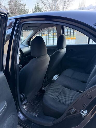 Nissan: Nissan March: 1.2 l | 2014 il Sedan — 12