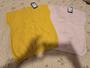 Qadın şalvarları: Bu dəstə müxtəlif üslublu dörd qadın şalvarı və bir qara ətək — 43