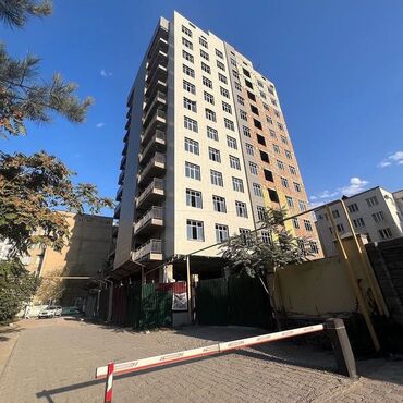 суточный квартира бишкек политех: 1 бөлмө, 52 кв. м, Элитка, 7 кабат, ПСО (өзү оңдоп түзөтүп бүтүү үчүн)
