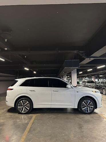Lixiang: Lixiang L7: 2024 г., 1.5 л, Автомат, Электромобиль, Кроссовер — 8