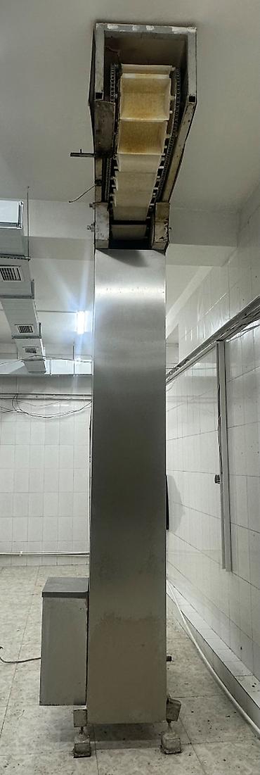 Оборудование для производства: Malqaldıran elevator satılır.Avandanlıq işlək vəziyyətdədir - Növ — 1
