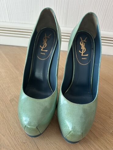 Tuflilər: Tuflilər, YSL, Ölçü: 39, rəng - Mavi, İşlənmiş lalafo.az -da Tuflilər: Tuflilər, YSL, Ölçü: 39, rəng - Mavi, İşlənmiş