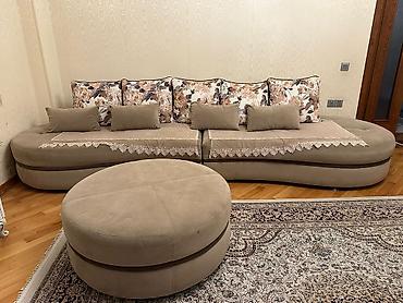 Divan ve pufik 180 azn. Acilmir ve baza yoxdur. Unvan Ehmedli