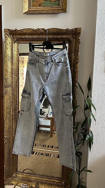 loshan pantalone: Prodajem LC Waikiki farmerke sa cargo džepovima. Veličina 32 — 1