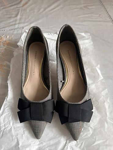 Туфли: Женские туфли-лодочки — 3 пары Цены от 600- 1500 с 1) Zara Basic — 1