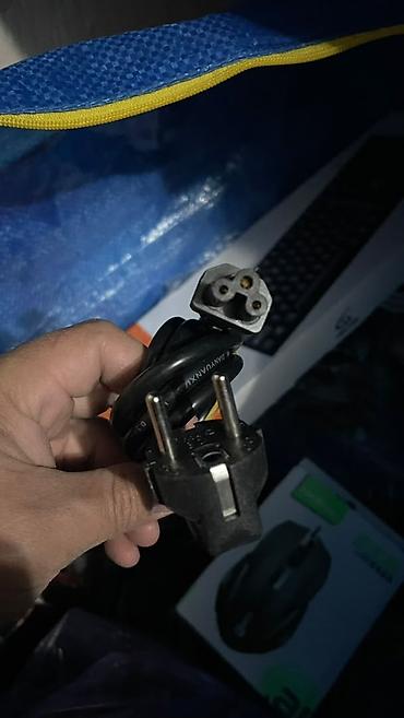 Модемы и сетевое оборудование: Патч-корд Ethernet, витая пара Cat5e, разъёмы RJ45 с защёлками. от 100 — 9