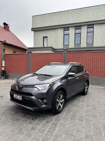 камри 7075: Toyota RAV4: 2018 г., 2.5 л, Автомат, Бензин, Внедорожник