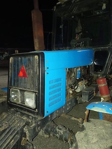 Motobloklar: Belarus MTZ seriyalı traktor - Güclü dizel mühərrik, yan tərəfində — 9