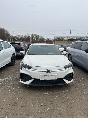 продаю связи с переездом: AION S 2020-12
Запас хода 460
Пробег 96***
Сох 91%
Цена 10500$