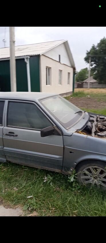 резина 225 45 18: Бензиндик кыймылдаткыч VAZ (LADA) 2006 г., 1.6 л, Колдонулган, Оригинал, Орусия