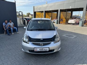 fit 1 3: Honda Fit: 2002 г., 1.3 л, Вариатор, Бензин, Хэтчбэк