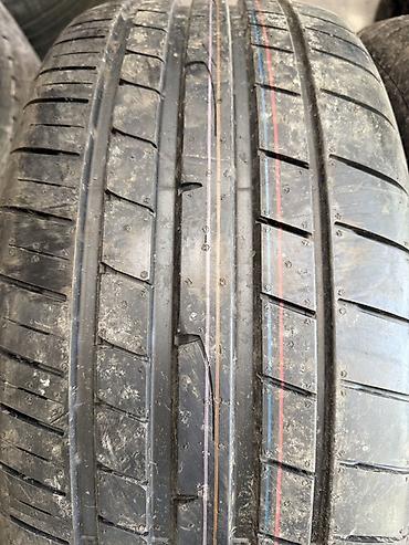 2754021 лето: Пара летних шин Dunlop. Характеристики: - Размер: 255/40 ZR21 102Y — 2