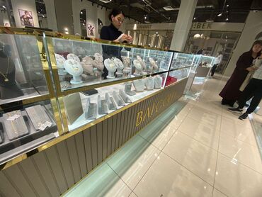 Бутики: Сдаю Часть бутика, 15 м², Азия mall, С ремонтом, Действующий, С оборудованием at lalafo.kg — 6 Бутики: Сдаю Часть бутика, 15 м², Азия mall, С ремонтом, Действующий, С оборудованием — 6