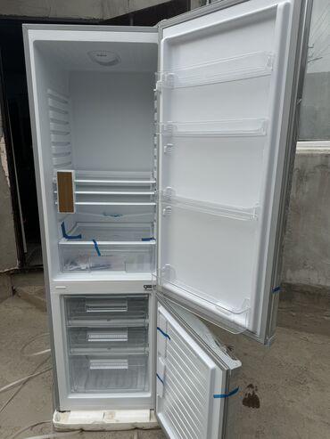 Холодильники: Холодильник Avest, Новый, Двухкамерный, De frost (капельный), 55 * 180 * 55 — 22