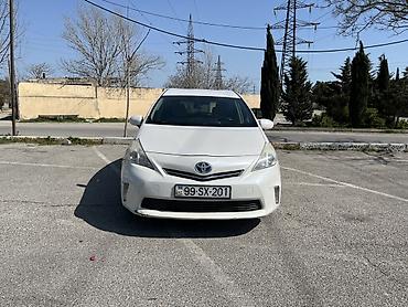 tesla model s: Toyota Prius: 1.8 l | 2011 il Universal — 3