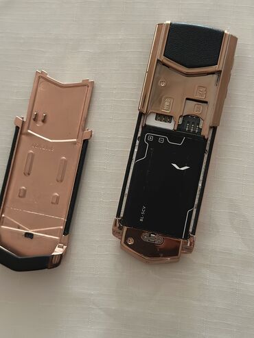 Vertu a class prablemsiz cəmi 20gün istifadə olunub karopka adapter