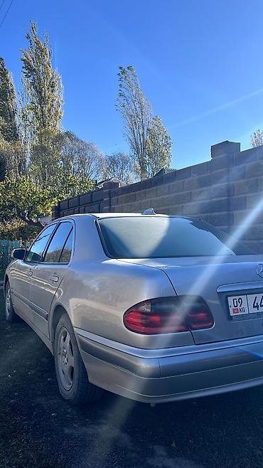 211 амг: Mercedes-Benz E-Class: 2000 г., 2.4 л, Автомат, Бензин, Седан — 2