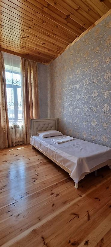 Günlük kirayə mənzillər: 4 otaqlı — 24