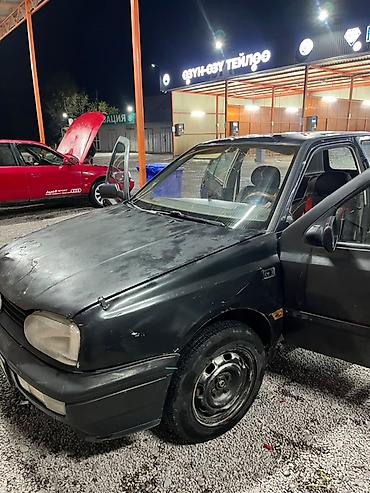 Volkswagen: Volkswagen Golf: 1998 г., Механика, Бензин, Хэтчбэк — 4