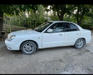 унаа тетиктери: Daewoo Nubira: 1999 г., 1.6 л, Механика, Бензин, Седан