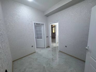 Uzunmüddətli kirayə mənzillər: Nizami Rayonu Neftçilər Metrosu Xəzər Univeristeti 3 otaq (BOŞ) — 4