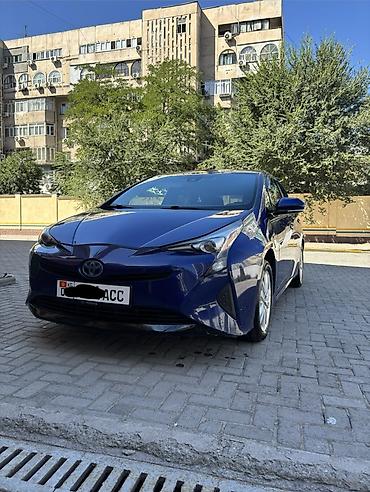 honda odyssey 2019: Toyota Prius: 2018 г., 1.8 л, Вариатор, Гибрид, Лифтбек — 3