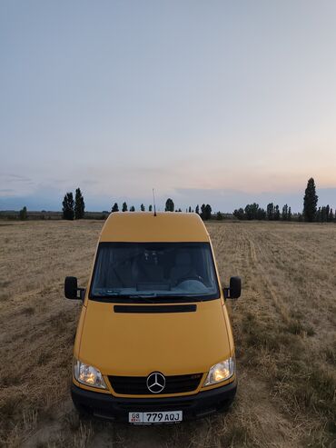 прицепы для грузовых автомобилей б у: Mercedes-Benz Спринтер: 2003 г., 2.2 л, Механика, Дизель, Фургон