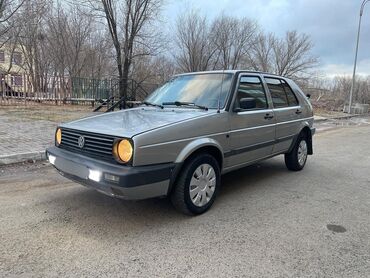 Volkswagen: Volkswagen Golf: 1991 г., 1.8 л, Механика, Бензин, Хэтчбэк