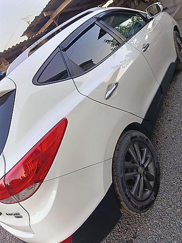 Hyundai: Hyundai ix35: 2 л | 2010 г. Кроссовер — 6