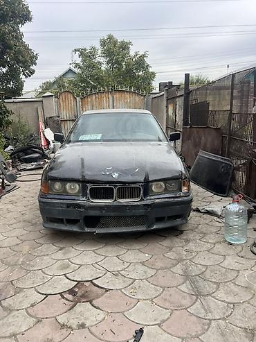 BMW 3 series: 1992 г., Бензин, Седан