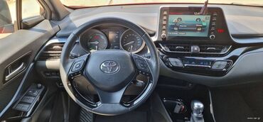 Toyota: Toyota C-HR: 1.8 l. | 2020 έ. SUV/4x4 — 7
