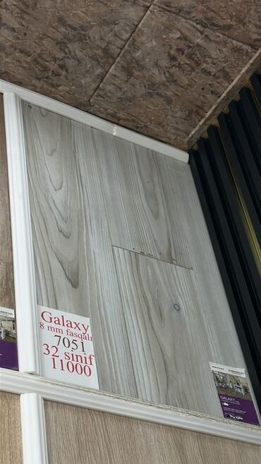 Laminat: Laminat döşəmə panelləri – müxtəlif ağac teksturalı dizaynlar Məhsul — 33