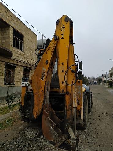 mtz 82 4x4: MST ekskavator-yükləyici (backhoe loader) - Marka/model: MST M5 — 5