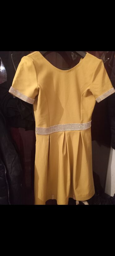sarı qadın kostyumları: Ziyafət donu, L (EU 40)