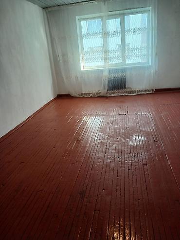 район политех: 20м2 болгон общежитие сатылат.Кухня душ жок.Суу ажаткана сыртта 2 млн — 2
