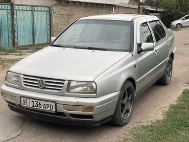 Volkswagen: Volkswagen Vento: 1997 г., 2 л, Автомат, Бензин, Седан