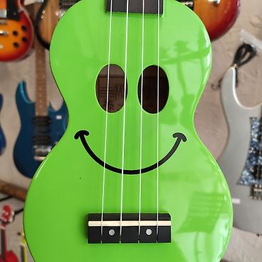 Укулеле: Ukulele Mahalo U-SMILE Üst:Sengon Qol: Jabon Çanta hədiyyə — 2