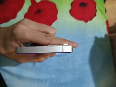 aple 13: IPhone 13, 128 GB, Starlight, Face ID — 1