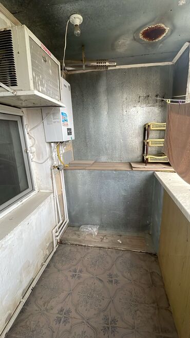 Binalar: Yasamal r. Insaatcilar metrosuna yaxin 3 otagli ev kiraye verilir — 25