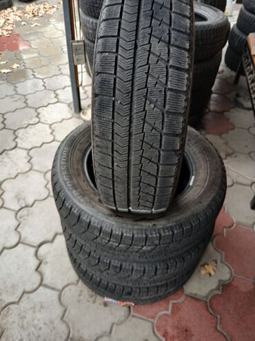 Шины: Шины 195 / 65 / R 15, Зима, Б/у, Комплект, Легковые, Япония, Bridgestone