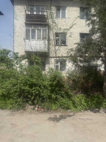срочно продаётся 1 комнатная квартира в районе шлагбаум по улице кенсуйская 17 пересекает интергельпо: 1 комната, 30 м², Хрущевка, 1 этаж, Евроремонт