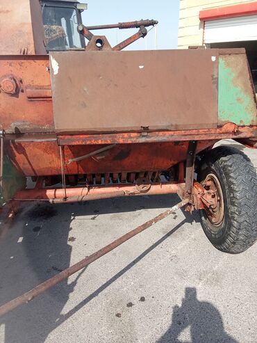 Traktorlar: Traktor motor 2.2 l, İşlənmiş — 6