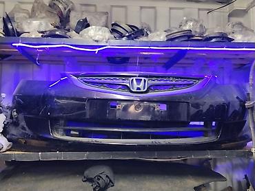 Передний бампер в сборе для Honda Civic 8 поколения (седан/хэтчбек