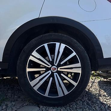 Roewe: Roewe RX5: 2021 г., 1.5 л, Автомат, Бензин, Кроссовер — 6