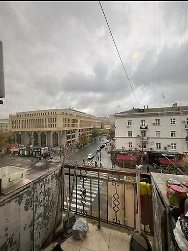 Mənzillər: Bakı, 3 otaqlı, Köhnə tikili, m. Elmlər Akademiyası, 80 kv. m — 10