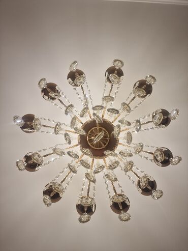 İşıqlandırma: Çılçıraq, 10 və daha çox lampa, Xrustal