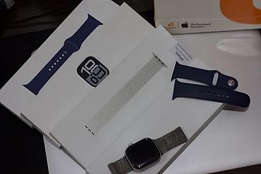 apple watch 46mm: Apple Watch 10 46 мм Комплектация/аксессуары на фото: - Смарт‑часы — 3