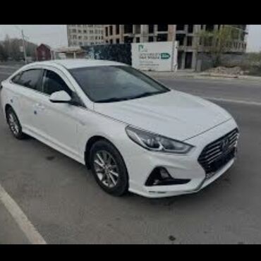 хундай саната дн8 левая передняя дверь нужен: Белый седан Hyundai Sonata с современным дизайном. Модель оснащена