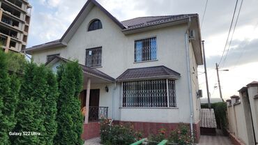 аренда квартир на долгий срок город ош: 350 м², 9 комнат, Бронированные двери, Балкон застеклен, Евроремонт